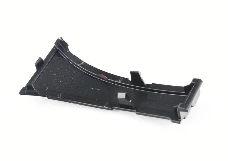 Накладка декоративной решетки пд 51137349586 BMW - изображение 1