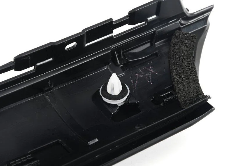Накладка передней стойки л 51137390101 BMW ориг - миниатюра 2