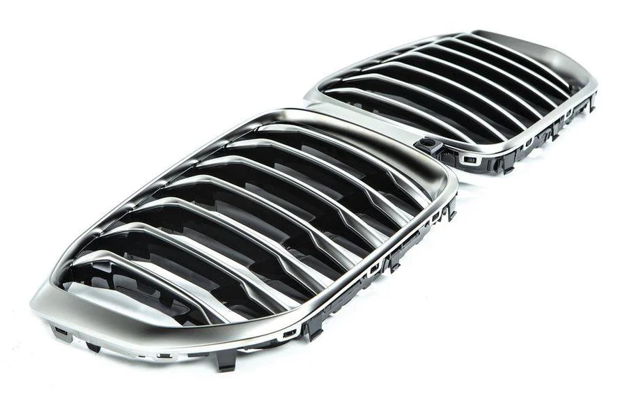 Передняя декоративная решетка 51137454888 BMW ориг - изображение 1