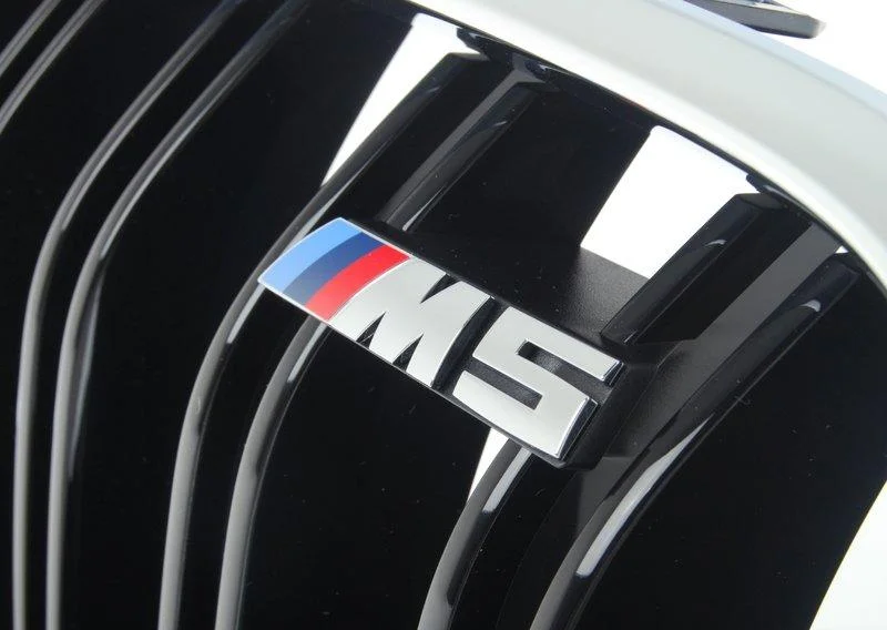 F10 m5 решетка л 51138057223 BMW оригинал - миниатюра 4