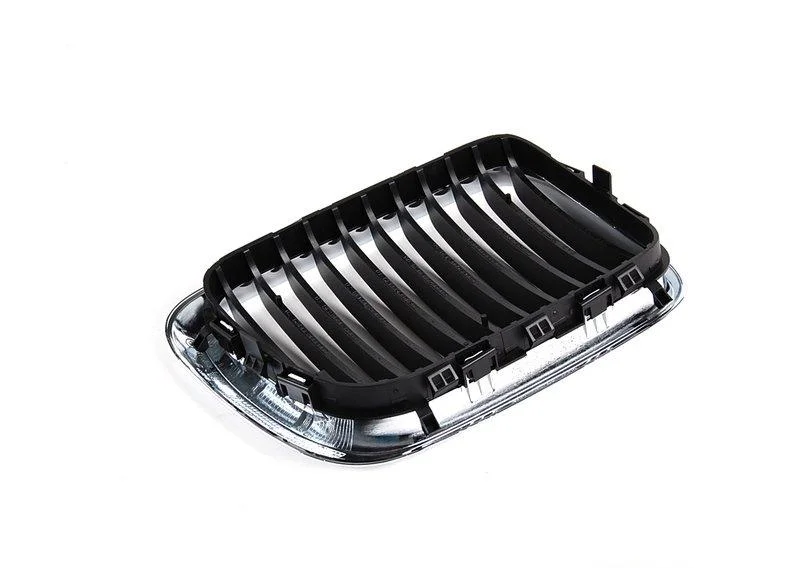 Декоративная решетка л 51138195151 BMW оригинал - миниатюра 4