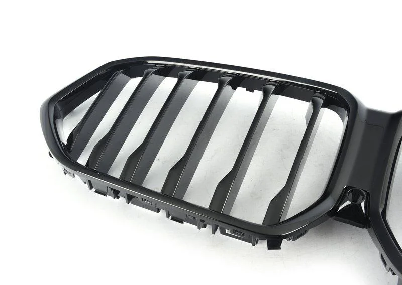 Передняя декоративная решетка 51138745303 BMW ориг - миниатюра 2