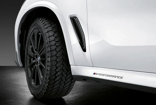 Наклейки на пороги  m performance 51142456384 BMW