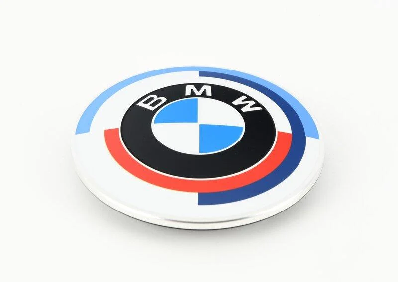 G07 эмблема 50 лет 51148087197 BMW оригинал
