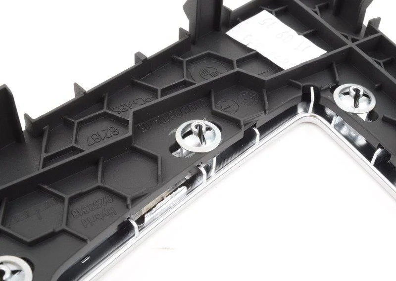 Накладка переключателя выбора передач 51169234131 BMW - изображение 1