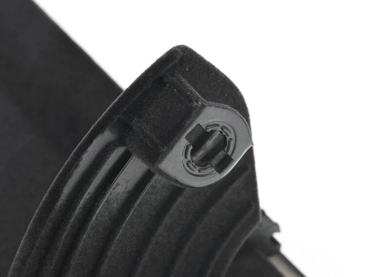 Крышка вещевого ящика 51169863833 BMW оригинал - миниатюра 4