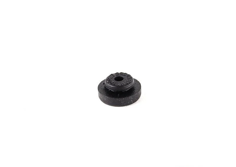 Резиновая накладка 51211808179 BMW оригинал - изображение 1