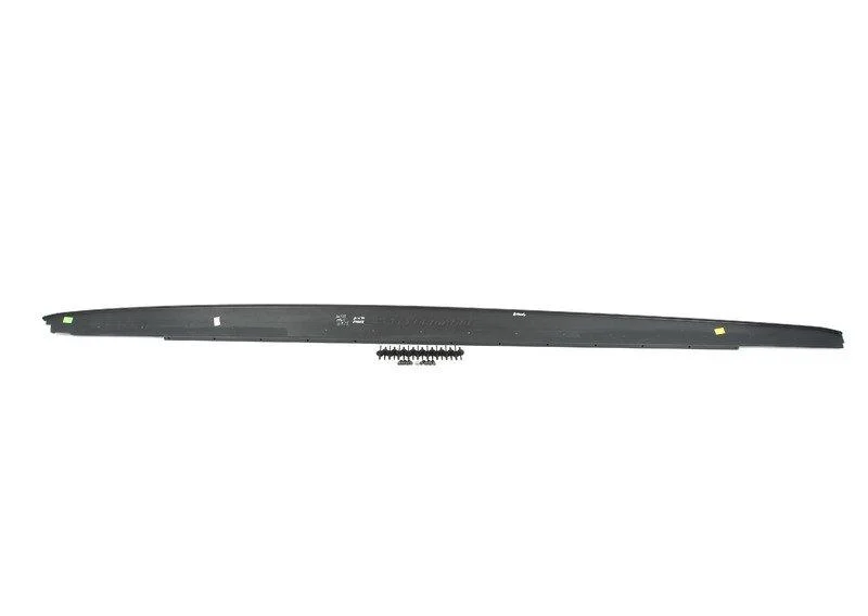 Насадка швеллера черная мат. п 51192455950 BMW - миниатюра 4