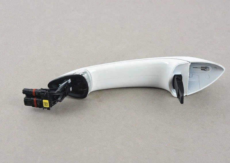 Ручка загрунтованная слева 51217249981 BMW ориг - миниатюра 2