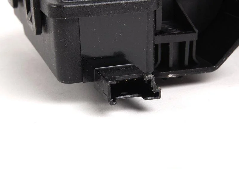 E8x/e9x/e6x замок багажной двери 51247840617 BMW - миниатюра 3
