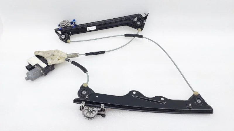 G14/g15 стеклоподъемник правый передний 51338497028 BMW - изображение 1