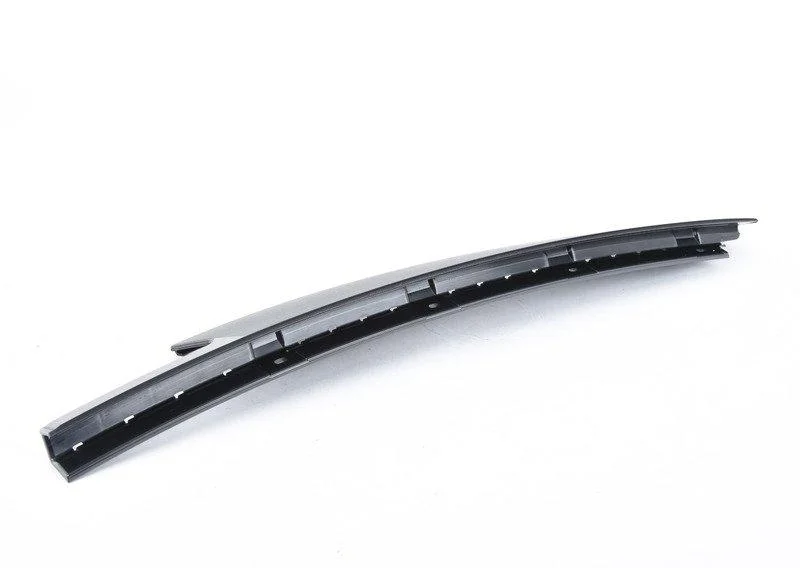 Накладка центральной стойки л наруж 51357258307 BMW - изображение 1