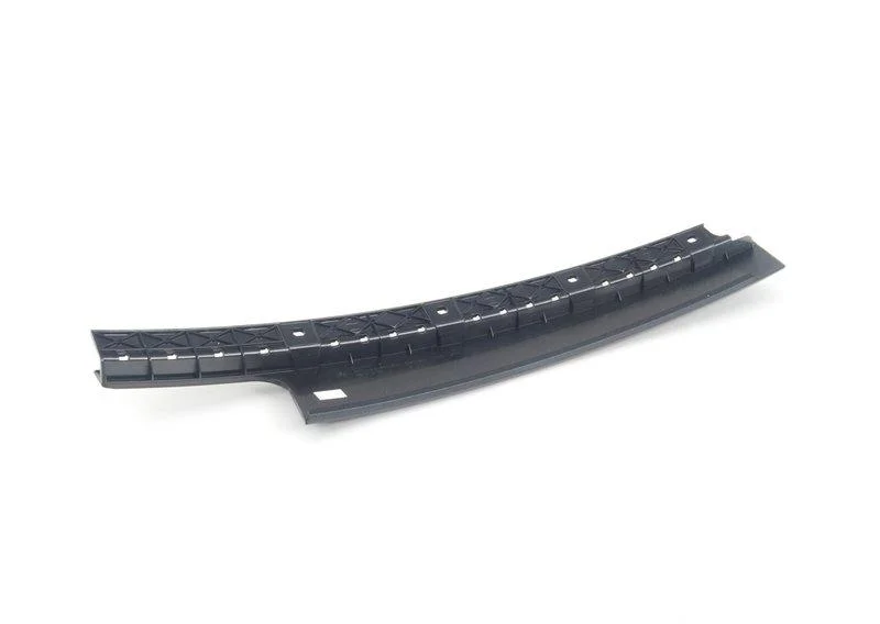 Накладка центральной стойки л наруж 51357263379 BMW - миниатюра 2