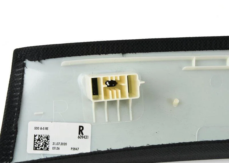 Крышка. стойка а. правая 51438065022 BMW оригинал - миниатюра 3