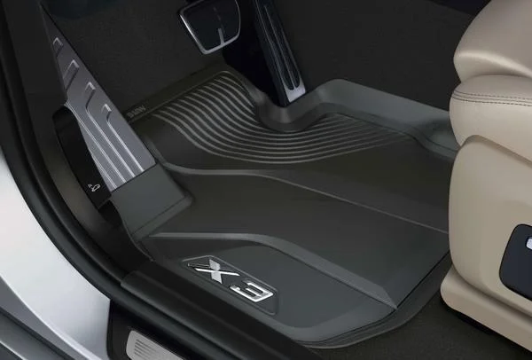 G01 коврикипередние резина черные 51472450514 BMW - изображение 1