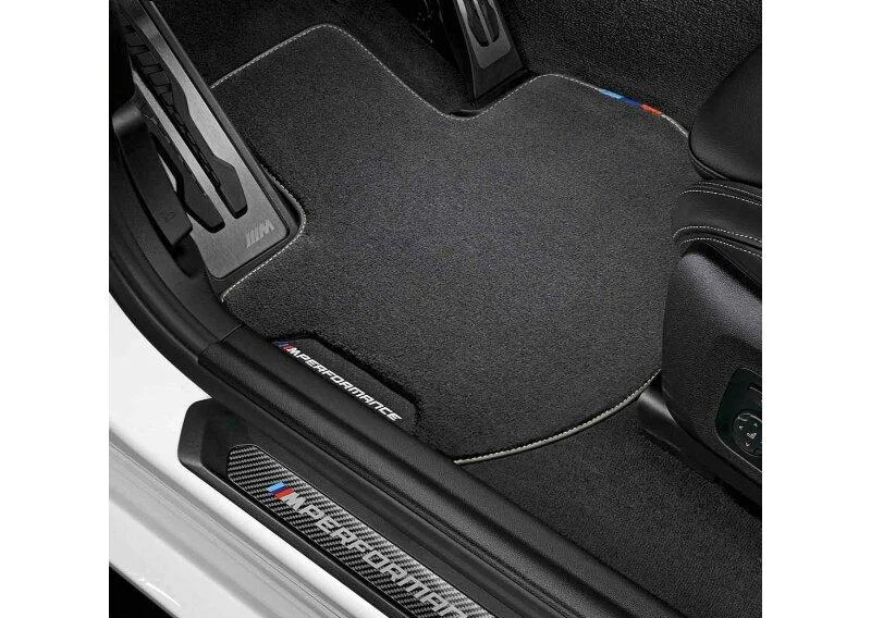 Накладки на пороги, карбон 51472465482 BMW ориг