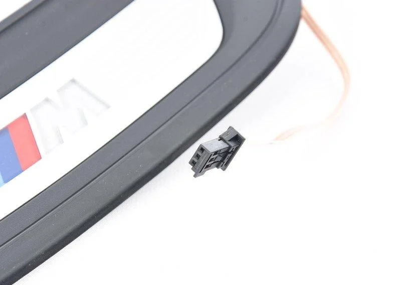 Накладка порога с подсветкой.п зд 51478064906 BMW - миниатюра 3