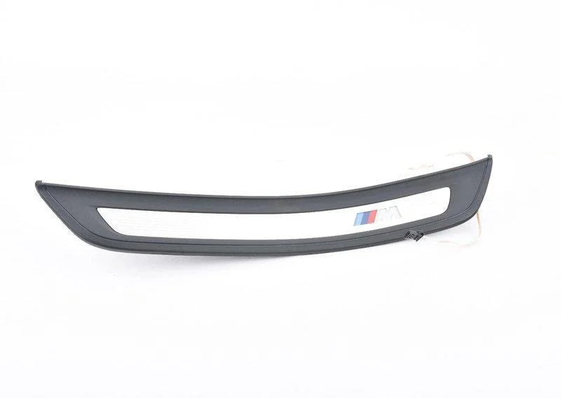 Накладка порога с подсветкой.п зд 51478064906 BMW - миниатюра 4