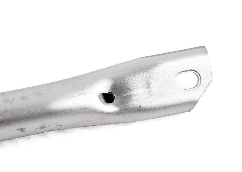 G30/g31/g38/g14/g15/g16 тяга п усиления передней части кузова 51617416970 BMW