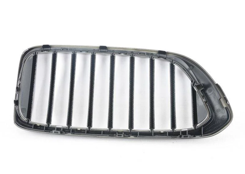 Перед.декор.решетка радиат.черн.блест.лв 51712445003 BMW - миниатюра 2