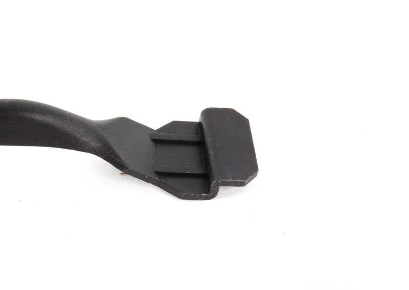 Перемычка пд воздуховода 51718215361 BMW оригинал - миниатюра 2