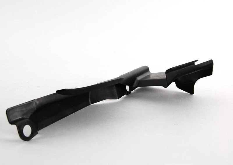 Кожух переднего лонжерона п зд 51718222130 BMW - миниатюра 4