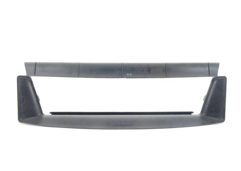 Воздуховод нж 51748051604 BMW оригинал - миниатюра 3