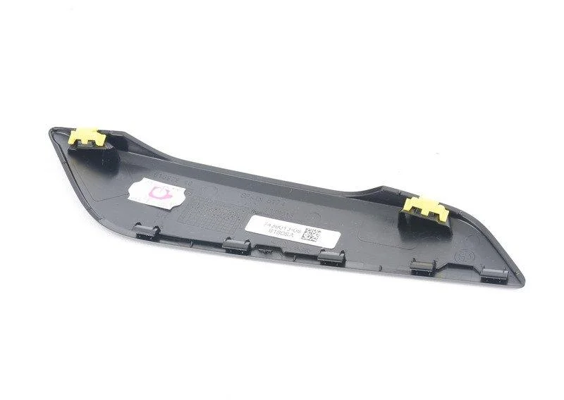 Накладка воздуховода крыла л 51747439013 BMW ориг - изображение 1