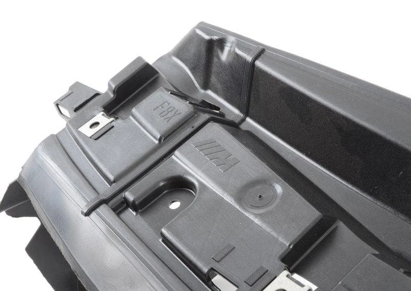 F80/f82/f83 воздуховод радиатора m3/m4 51748054117 BMW - миниатюра 3