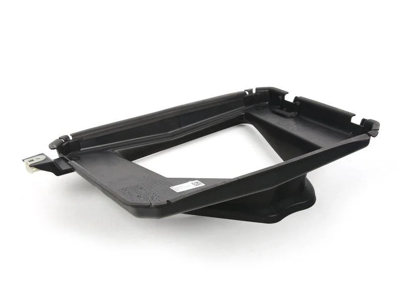 G07 правый воздуховод радиатора m 51748070208 BMW - миниатюра 2