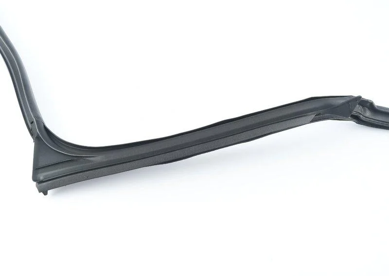 Уплотнитель двери п 51767408450 BMW оригинал - миниатюра 2
