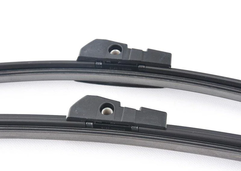 Комплект щеток стеклоочистителя 61612209047 BMW - миниатюра 2