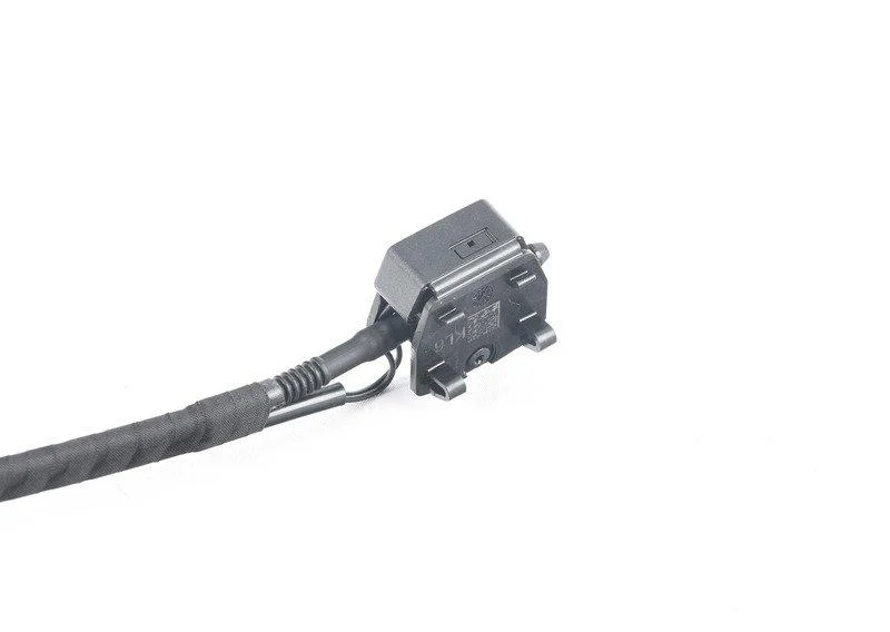Цепь форсунок стеклоомывателя f10 lci / f11 lci 61667205117 BMW - миниатюра 3