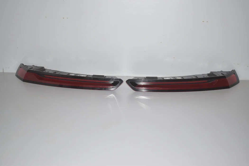 Ix 20 фонарь правый 63215A81728 BMW оригинал - изображение 1