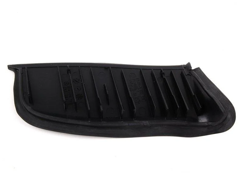 Накладка правая 63216933018 BMW оригинал - миниатюра 3