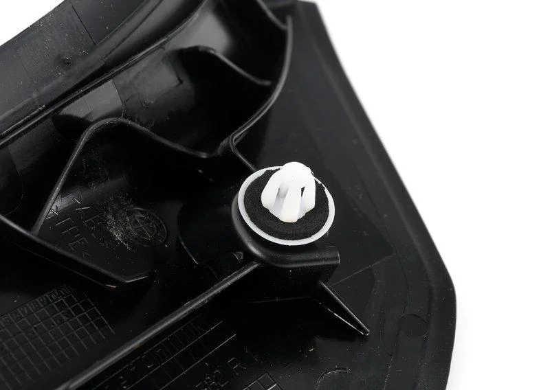 Накладка водосточного желобка п 63218493822 BMW - миниатюра 2