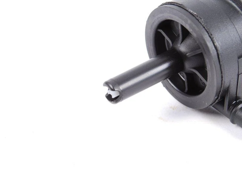 F25/f10/f01/e70 насос стеклоомывателя 67126934160 BMW - изображение 1