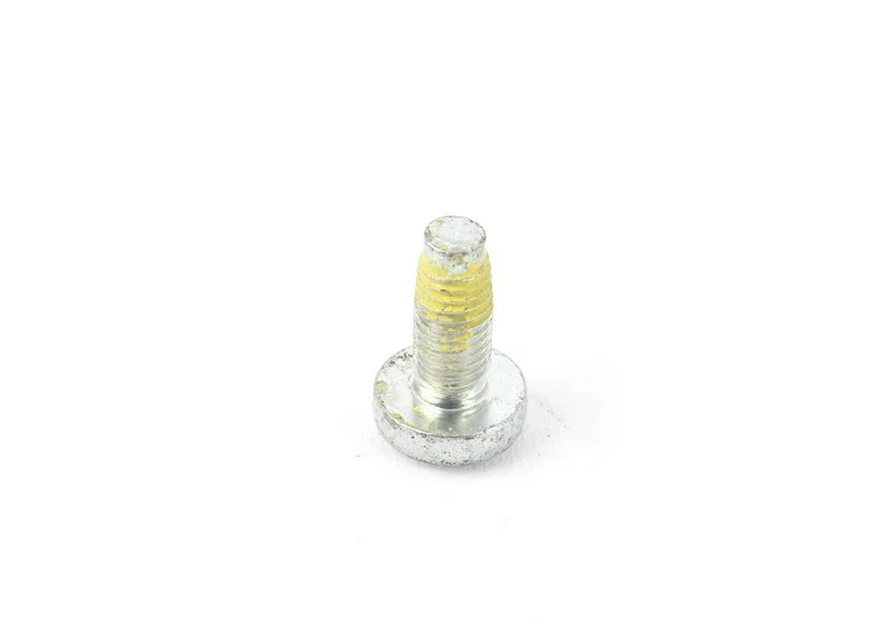 Винт со сферо-цилиндрической головкой 7149137669 BMW - изображение 1