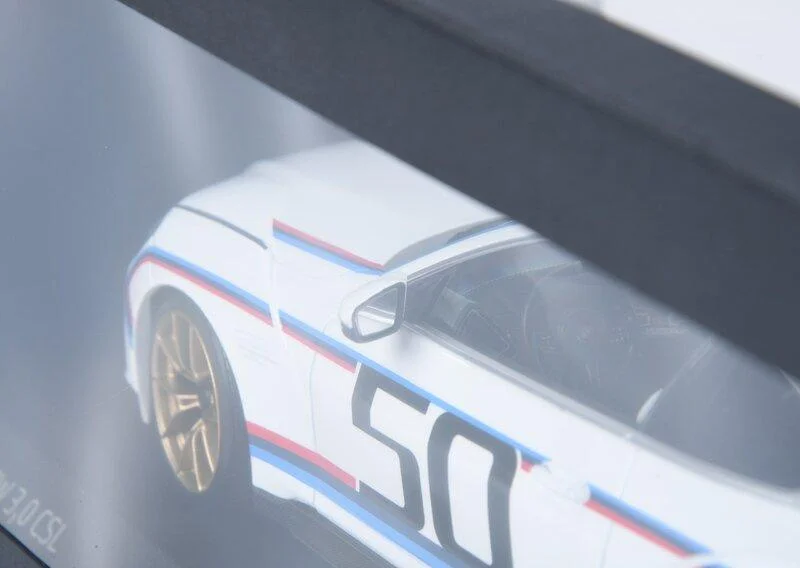 Модель  3.0 csl 1/18 80432864218 BMW оригинал
