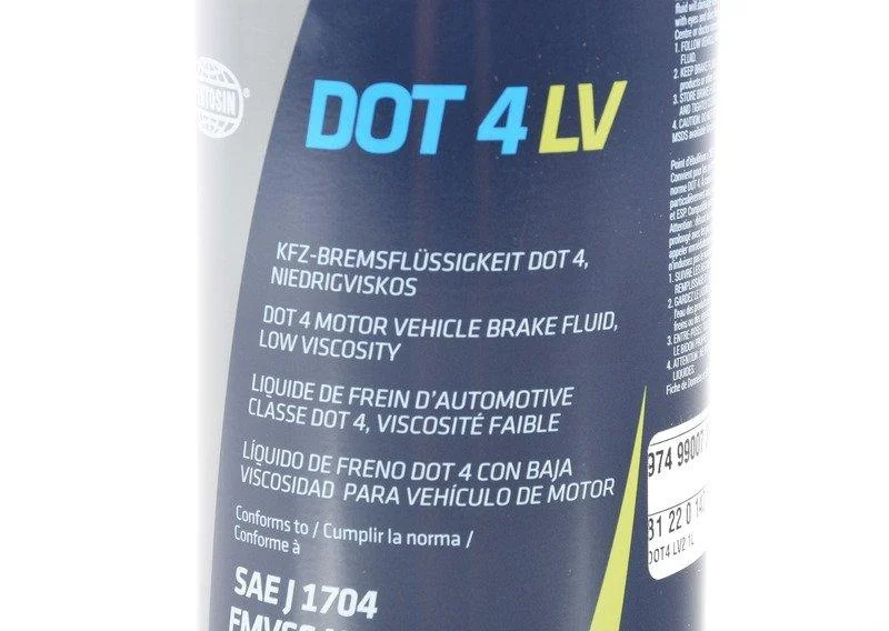 Тормозная жидкость dot 4 1 л 83130139897 BMW ориг