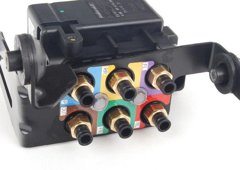 Блок клапанов 97035815302 PORSCHE оригинал - изображение 1