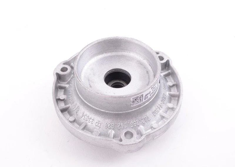 Верхняя опора амортизационной стойки 31306795083 BMW - изображение 1