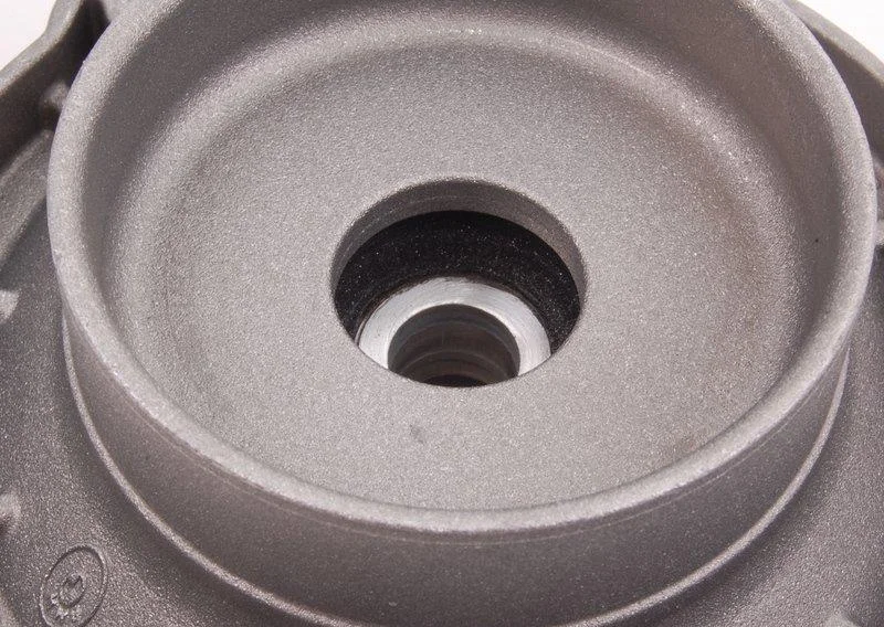 Верхняя опора амортизационной стойки f10 / f06 31306795777 BMW
