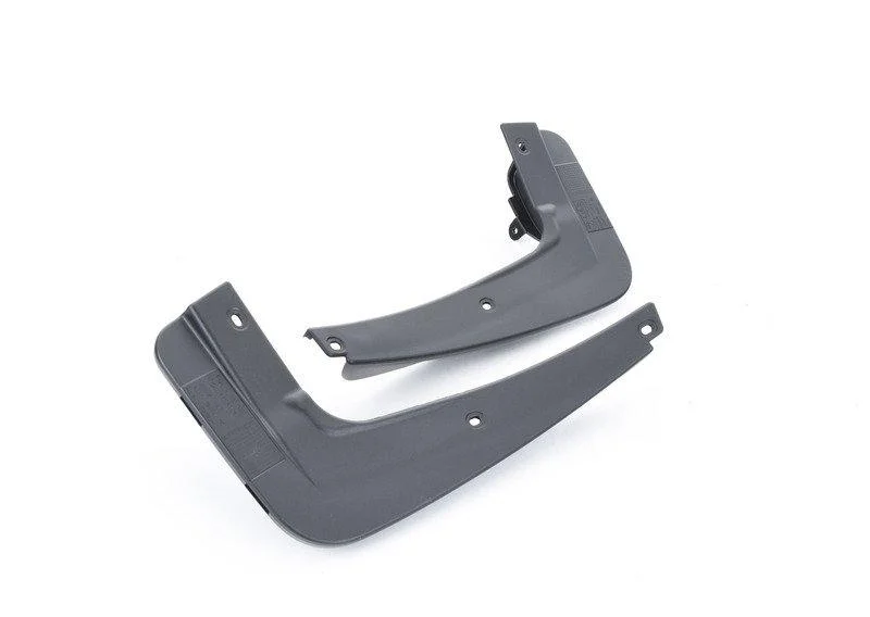 Комплект брызговиков пд  f60 82162410137 BMW ориг