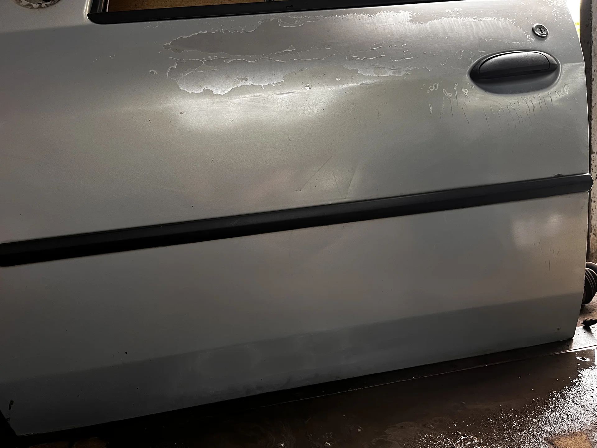 Дверь водительская Renault logan 1 2007 год - миниатюра 2