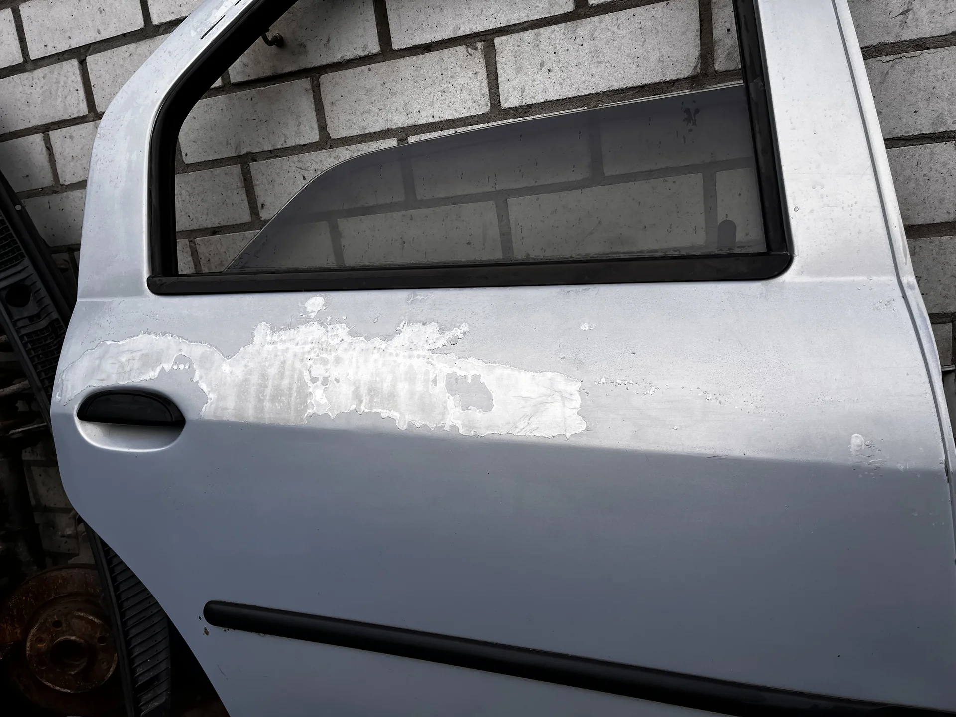 дверь задняя правая Renault Logan 1 - миниатюра 3