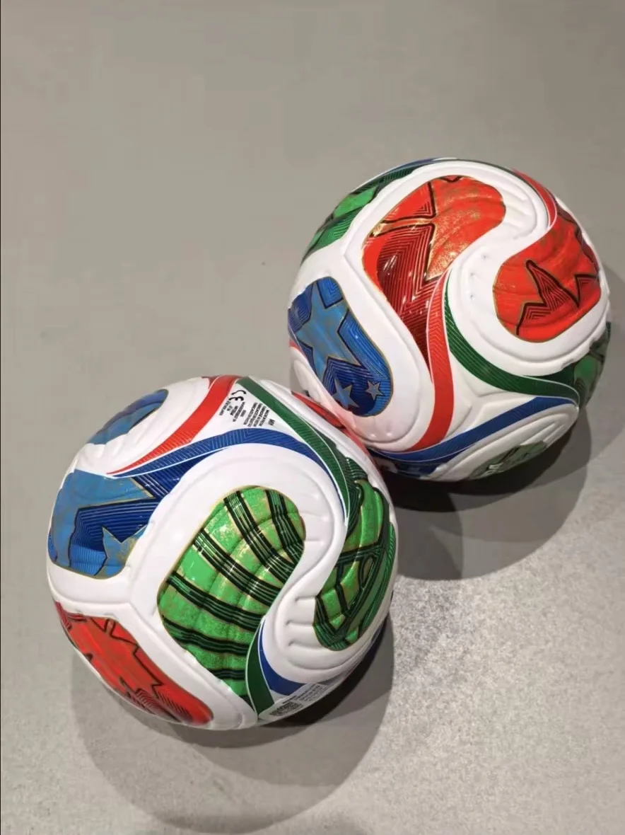 Футбольный мяч adidas Trionda ЧМ-2026 - миниатюра 3