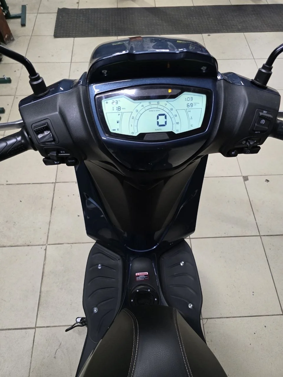 макси скутер TEMPUR 200 - миниатюра 5