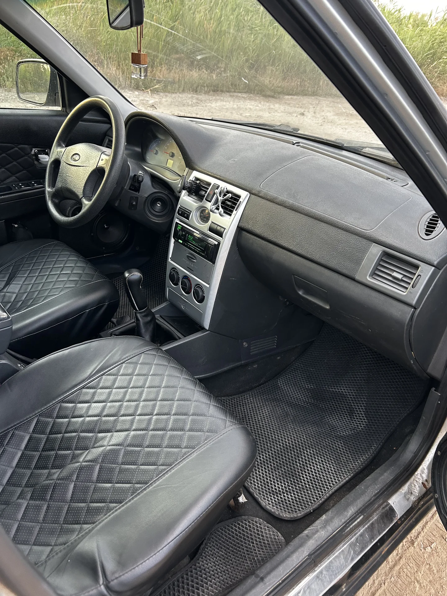 ВАЗ (LADA) Priora 1.6 MT, 2011, 292 500 км - миниатюра 14