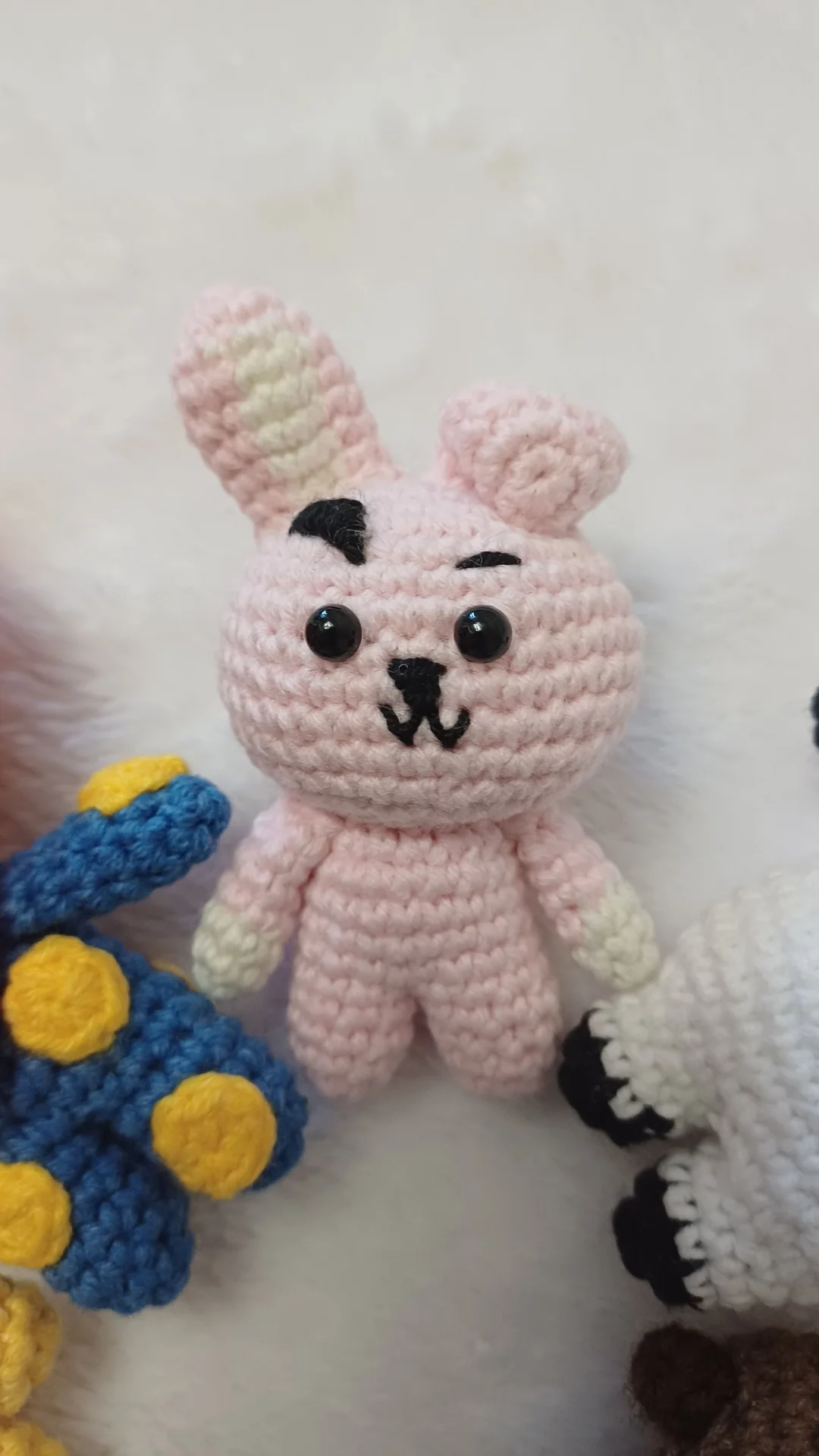Вязаные брелки BT21 (амигуруми) Подарок фанату BTS - миниатюра 2